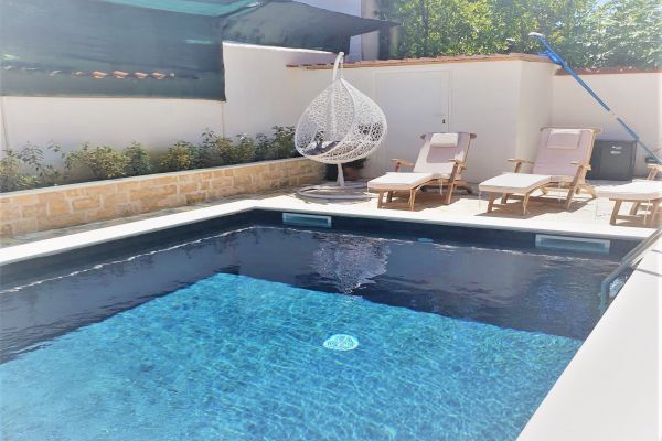 villa-casa-mia-house-swimming-pool8fd3f14b-0610-03b9-21db-5dd30793d8a627153690-818a-ef6e-09d2-c36ff0e5a3f218C373BE-B4C0-49B7-5608-22D582AFF3C9.jpg